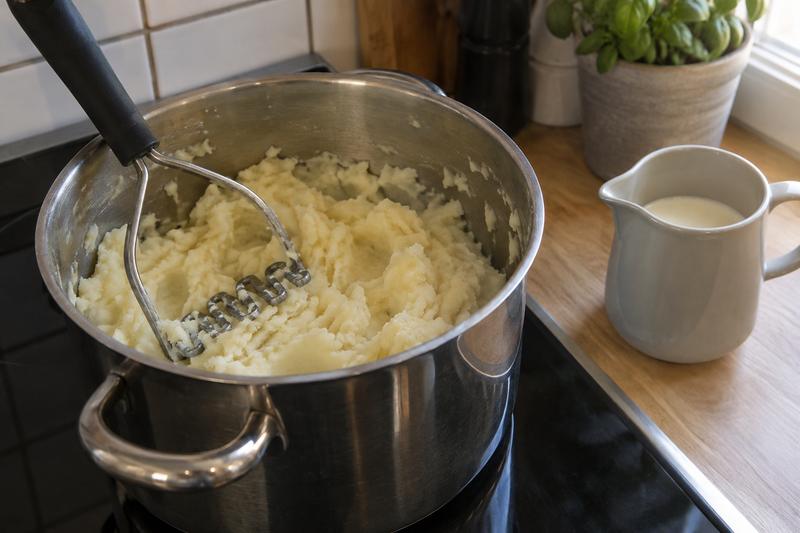 Mos og saml retten – Brændende kærlighed med bacon og bløde løg